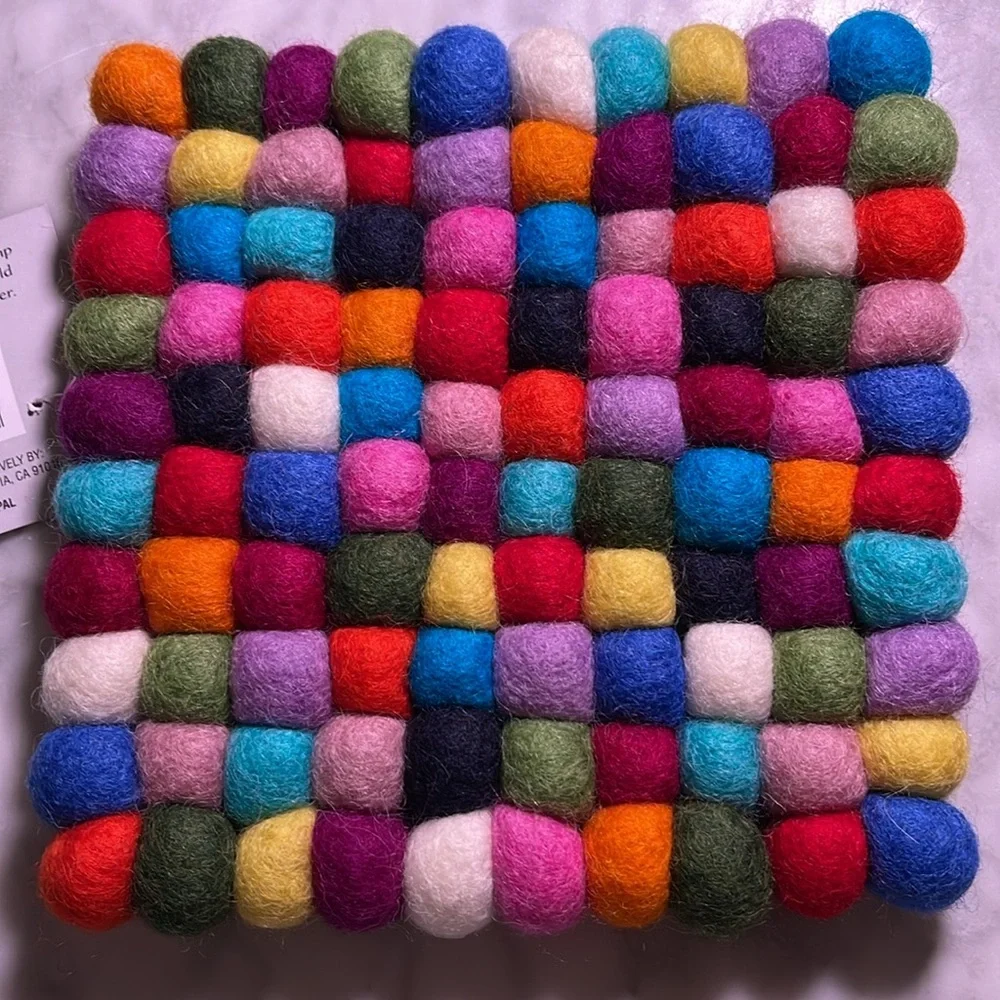 Trader Joe’s Handcrafted Felted Wool Trivet -NWT,never used,whimsical multicolor - Picture 12 of 12